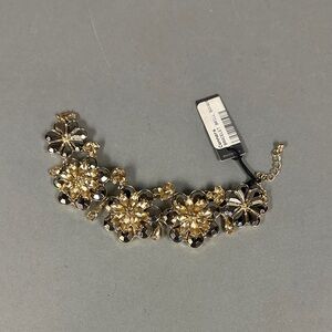 Elegant Gold Floral Bracelet NWT